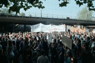 Friedensdemo Bern 13. Oktober 2001, Fotos Pan Zrcher ©, Film 2 Foto 01