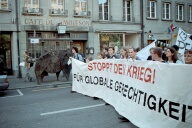 Friedensdemo Bern 13. Oktober 2001, Fotos Pan Zrcher, Film 2 Foto 25